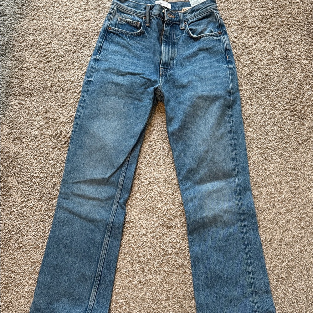 Zara Women's Straight Leg Blue Jeans